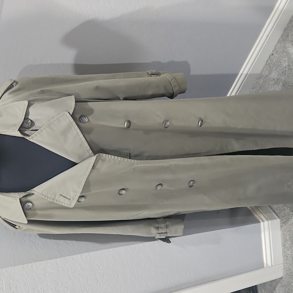 London Fog Jackets & Blazers - London Fog Women’s Vintage Trench-coat Size 14